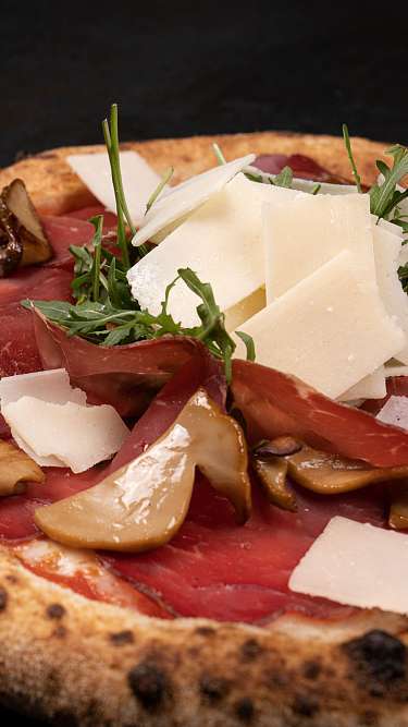 Pizza con Bresaola